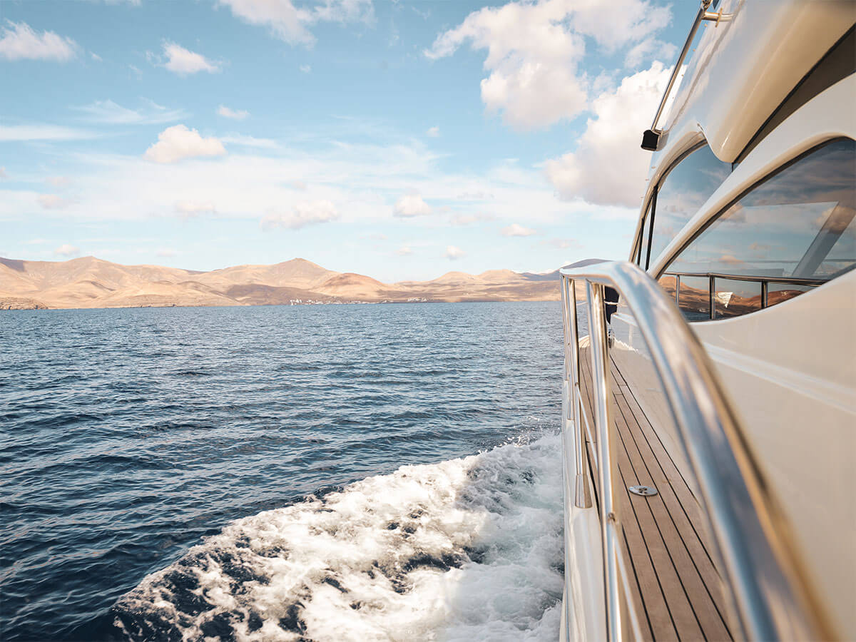 rent a day yacht in Lanzarote